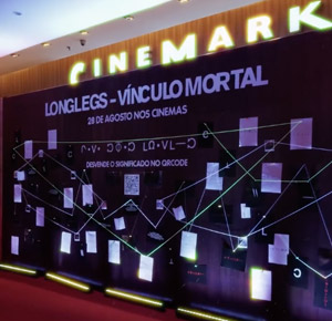 Avant Premiere Longlegs
